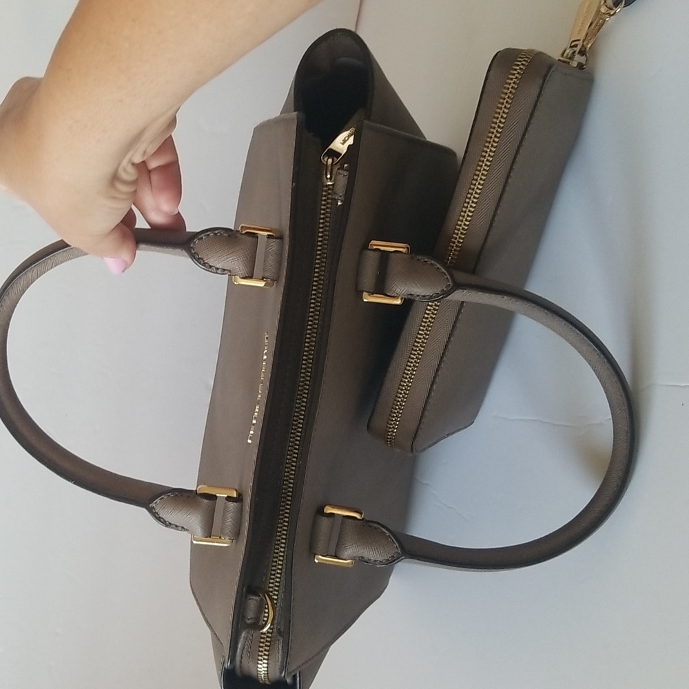Michael kors bag - Picture 4 of 12